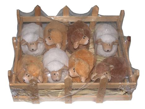 Keramik Schaf 9cm m.Fell 3f.sort./8